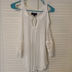 white blouse perfect for a casual night out look!